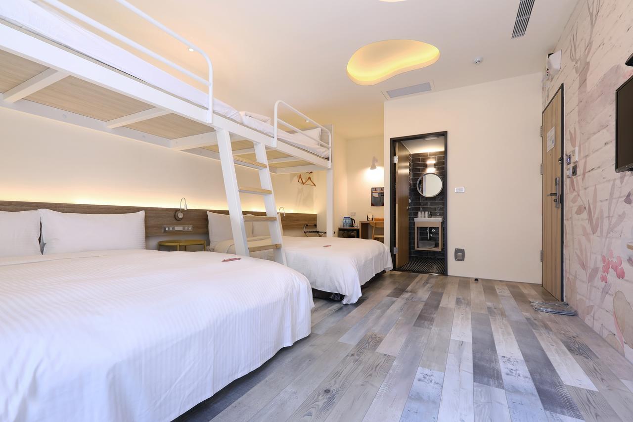 Mini Hotels Taichung Dış mekan fotoğraf